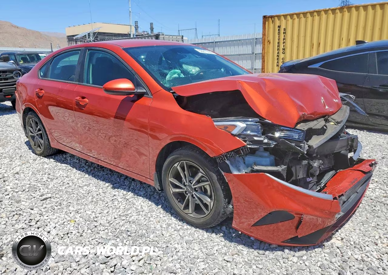 2023 Kia Forte Lxs VIN:3KPF24AD2PE569902 - 4