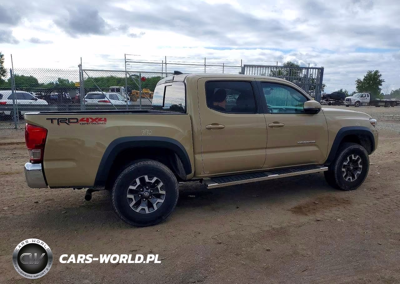 2017 Toyota Tacoma Trd Off-Road VIN:5TFCZ5AN2HX106947 - 3