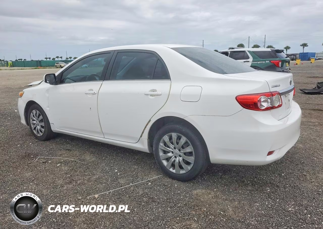 2013 Toyota Corolla Le VIN:2T1BU4EE6DC977261 - 2