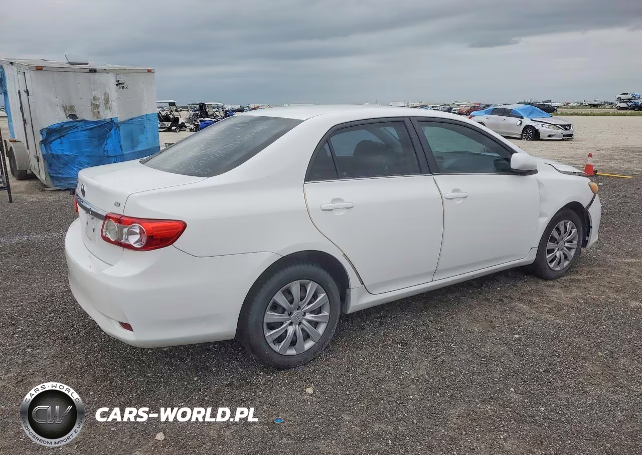 2013 Toyota Corolla Le VIN:2T1BU4EE6DC977261 - 3