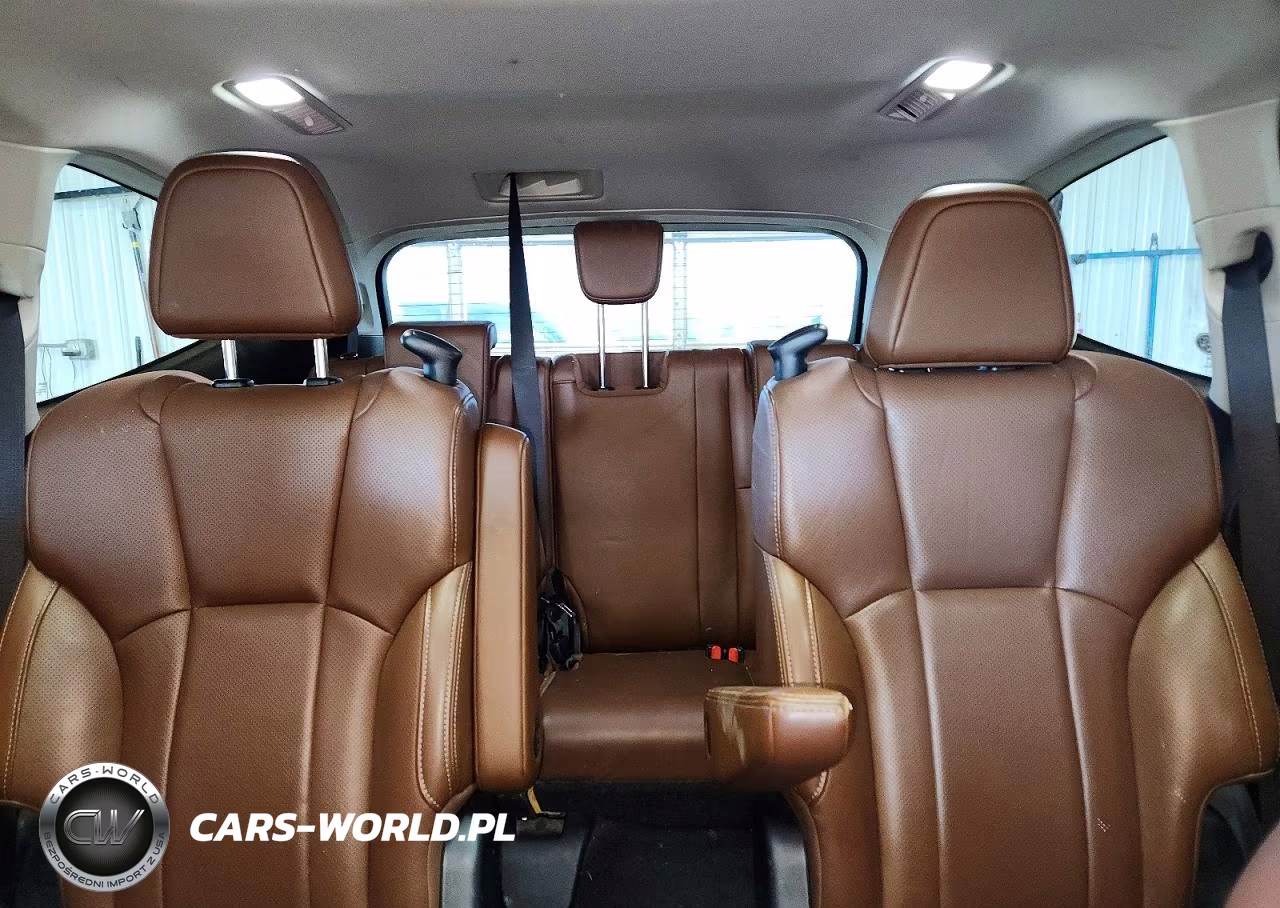 2019 Subaru Ascent Touring VIN:4S4WMARD6K3455927 - 10