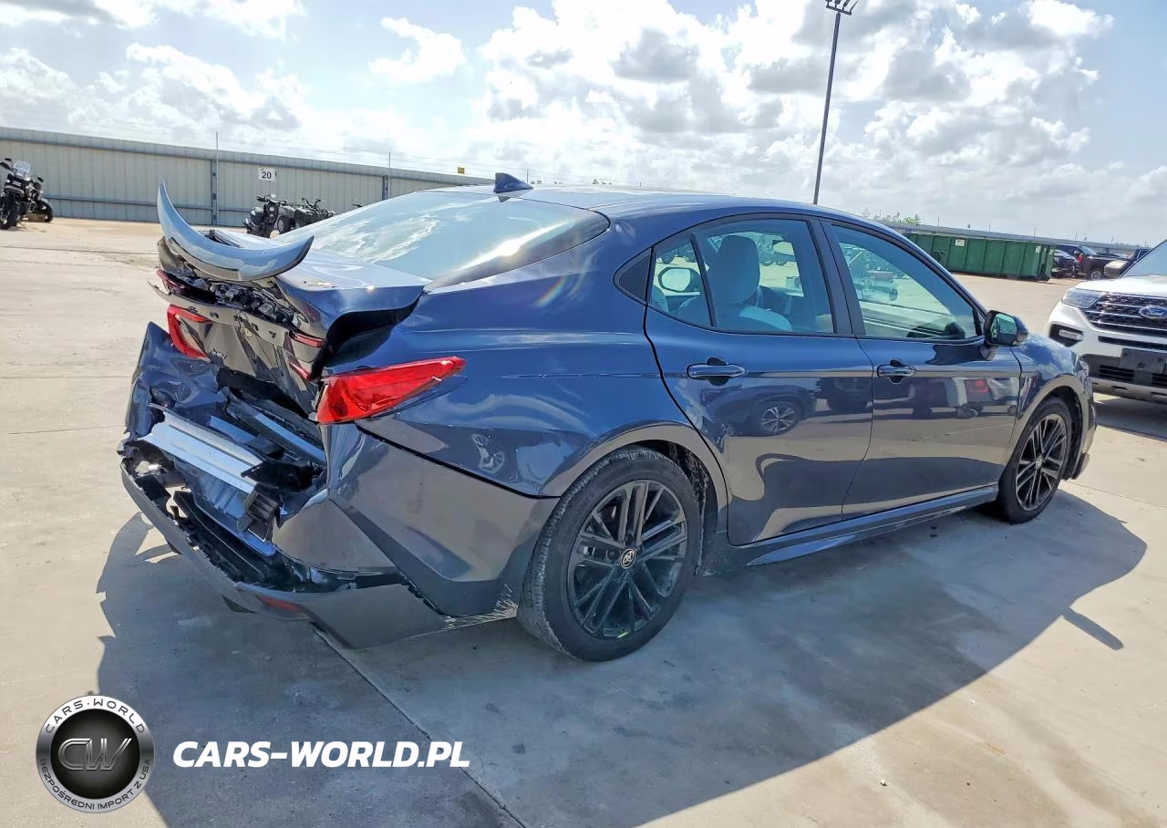 2026 Toyota Camry Se VIN:4T1DAACKXTU703423 - 3