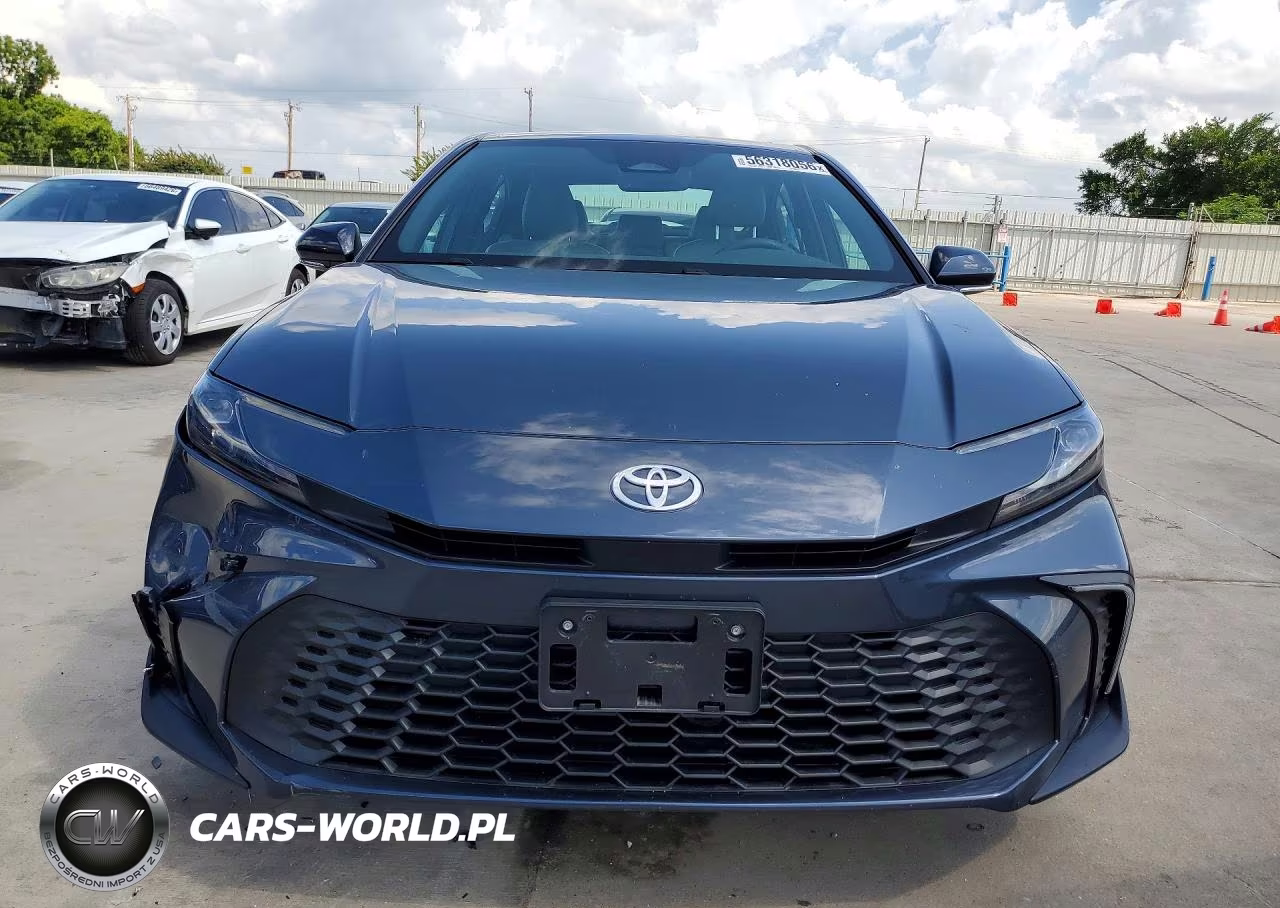 2026 Toyota Camry Se VIN:4T1DAACKXTU703423 - 5