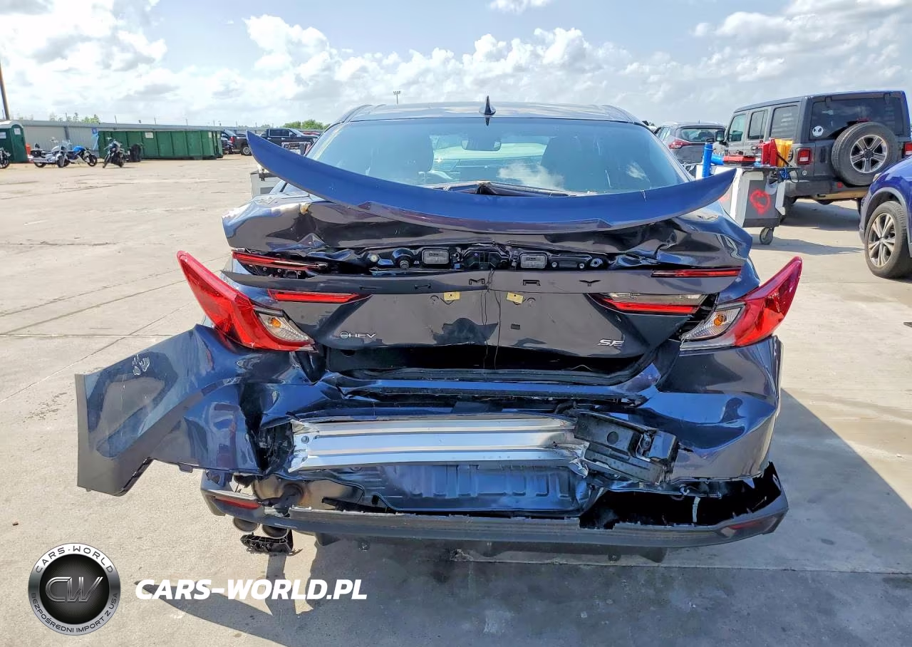 2026 Toyota Camry Se VIN:4T1DAACKXTU703423 - 6