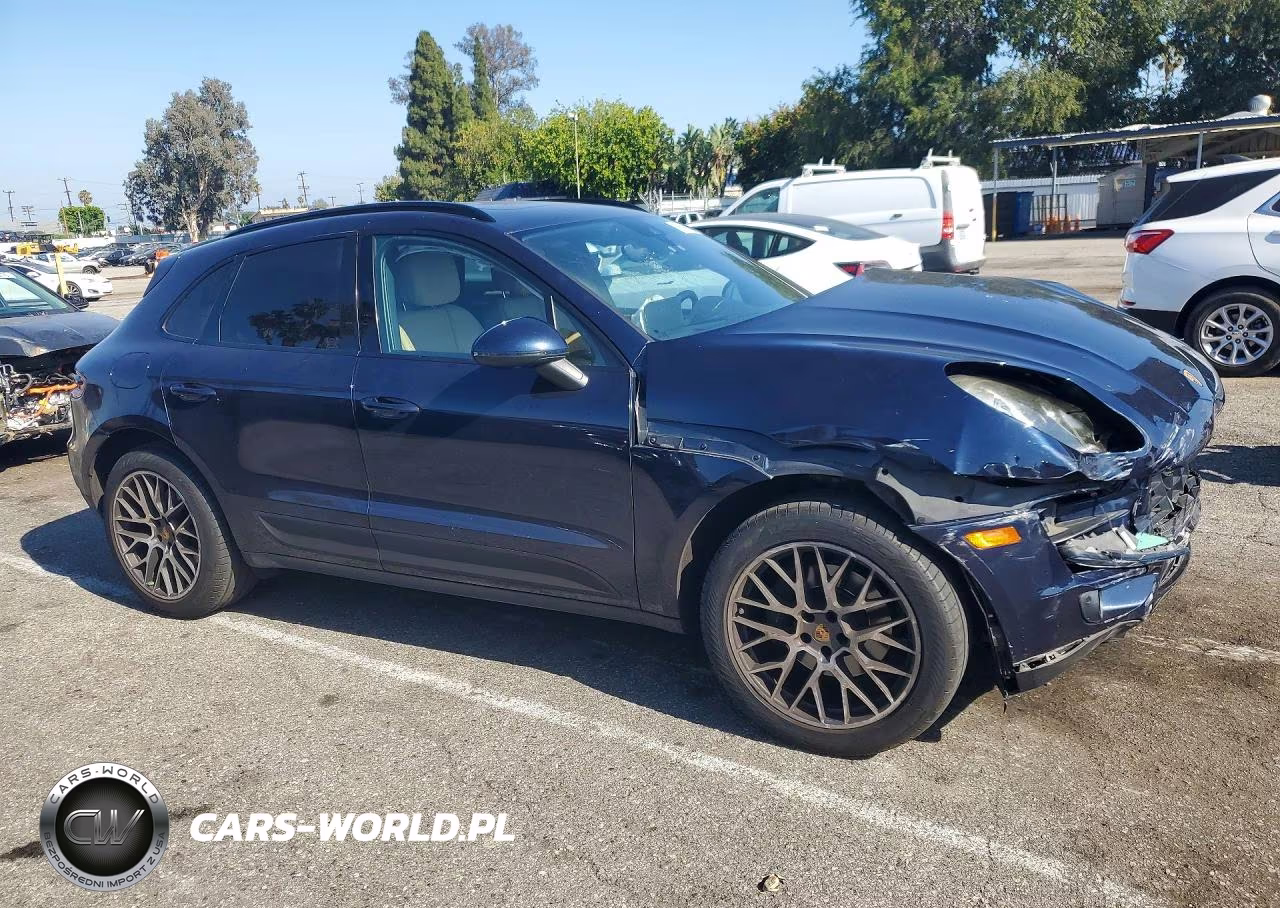 2018 Porsche Macan VIN:WP1AA2A52JLB14460 - 4
