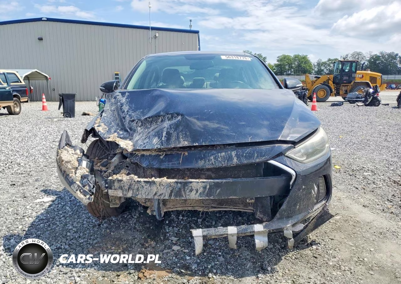2017 Hyundai Elantra Limited VIN:5NPD84LF0HH105119 - 5