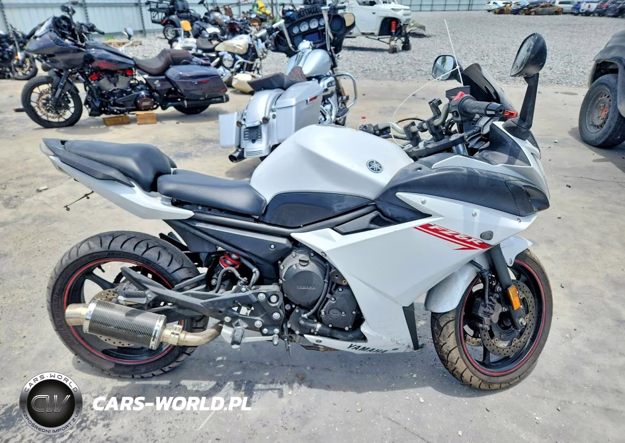 2012 Yamaha Fz6 R – zdjęcie 1 z 9