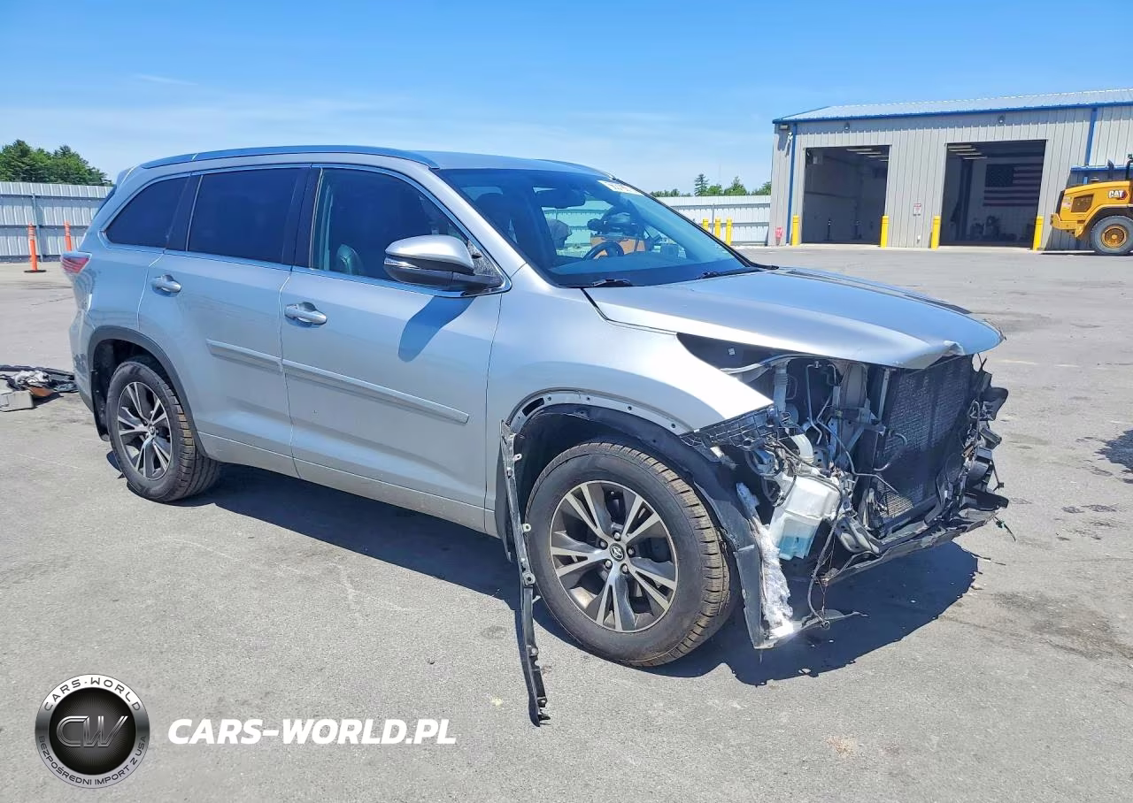2016 Toyota Highlander Xle VIN:5TDJKRFH8GS290186 - 4
