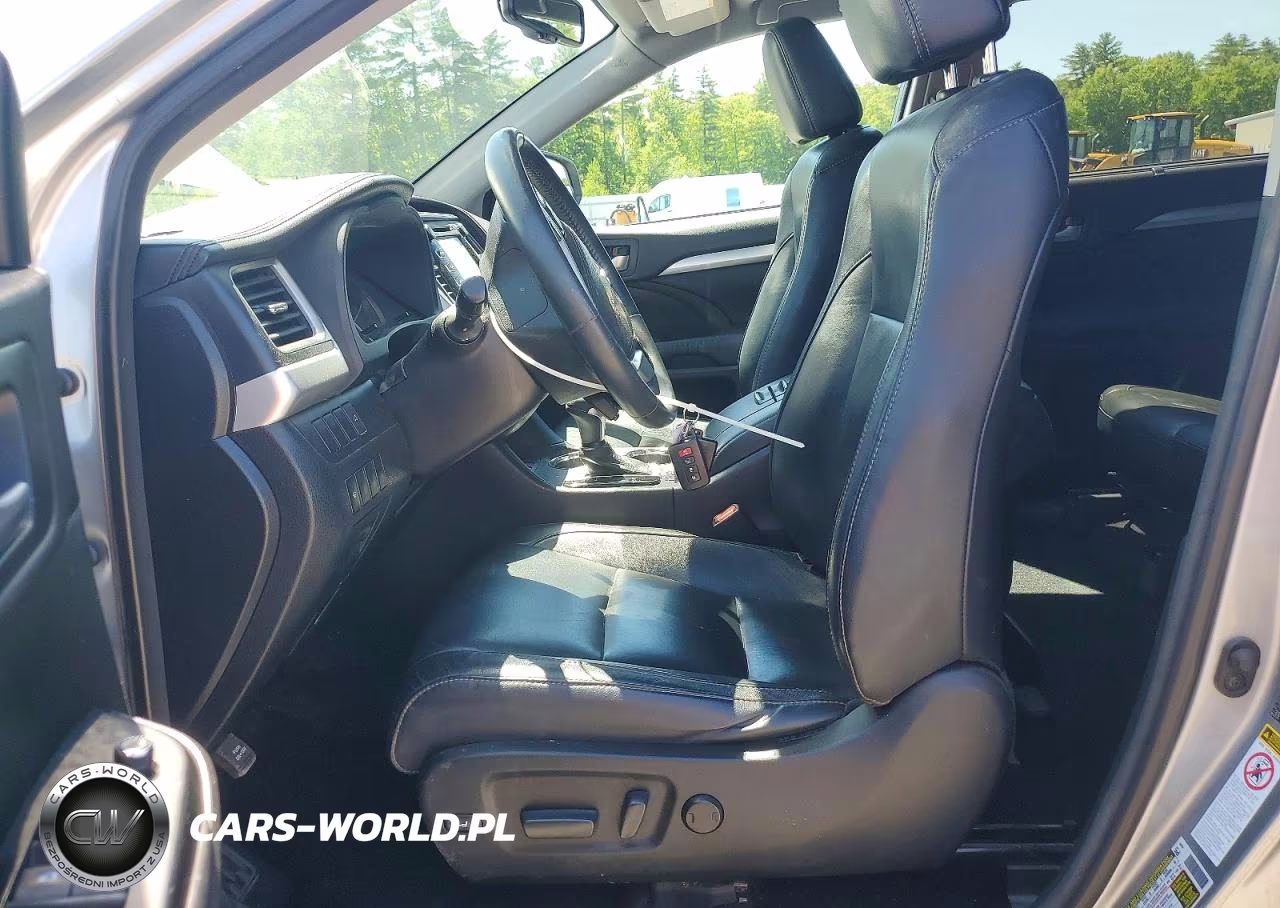 2016 Toyota Highlander Xle VIN:5TDJKRFH8GS290186 - 7