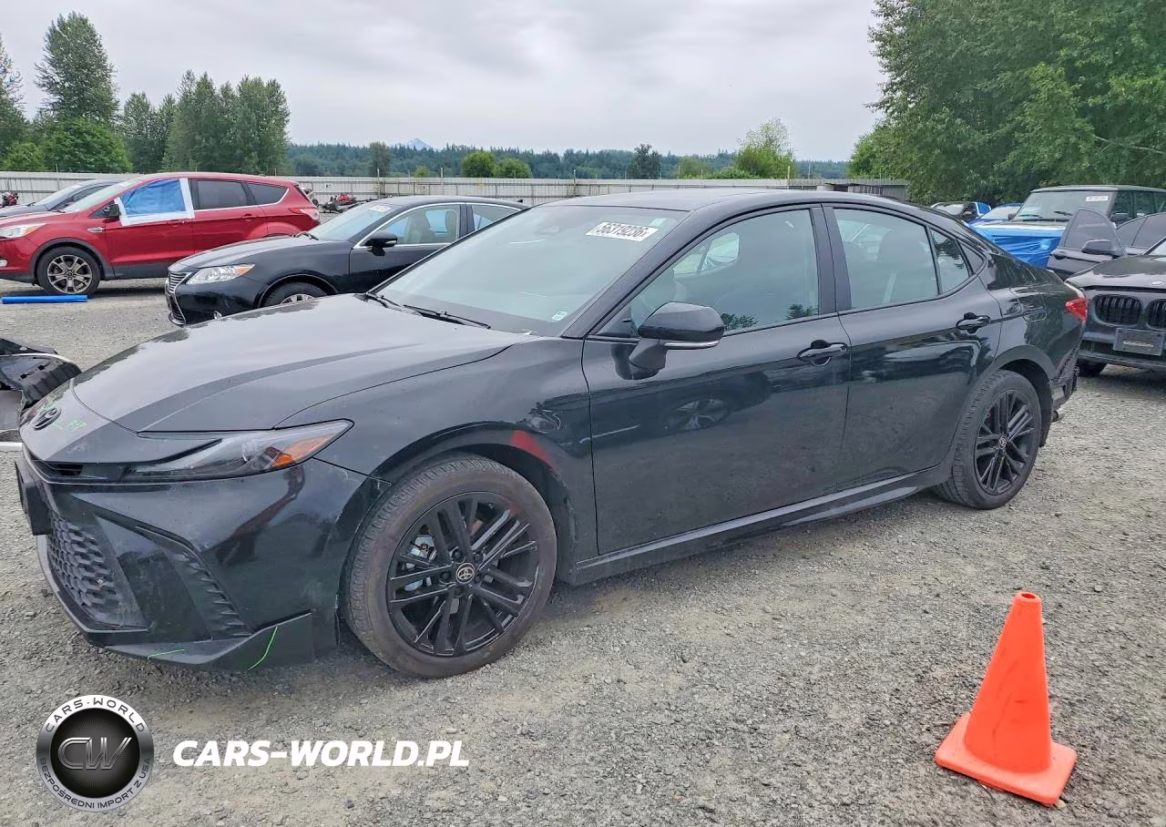 2025 Toyota Camry Se – zdjęcie 1 z 13