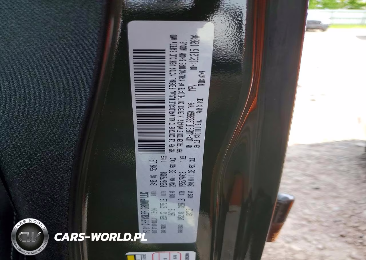 2015 Jeep Wrangler Unlimited Sahara VIN:1C4HJWEG1FL602860 - 13