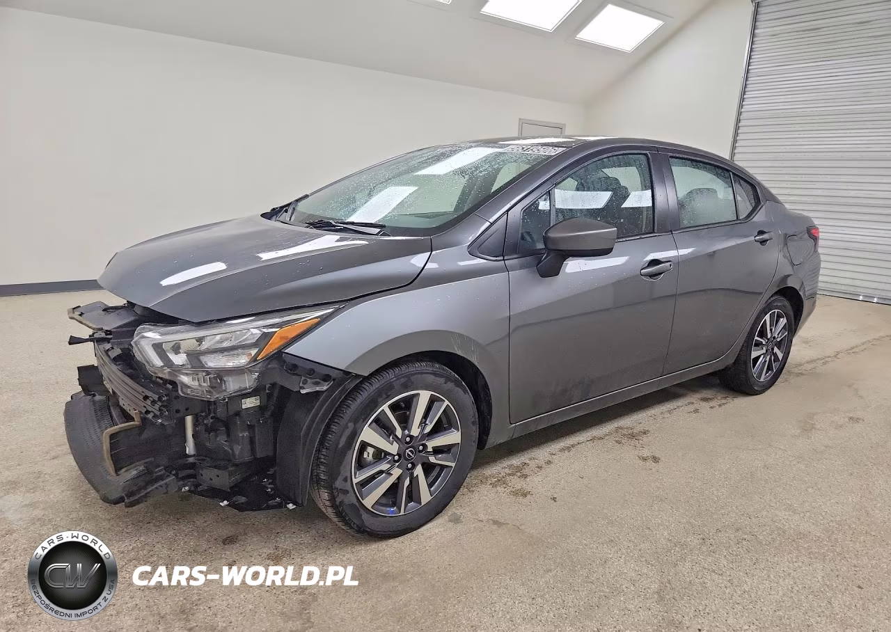 2025 Nissan Versa Sv