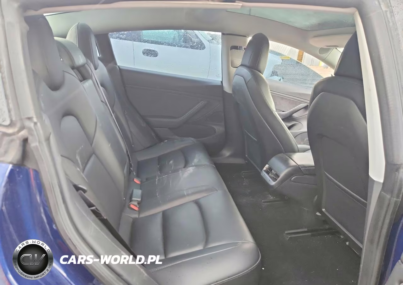 2018 Tesla Model 3 VIN:5YJ3E1EB6JF185477 - 10