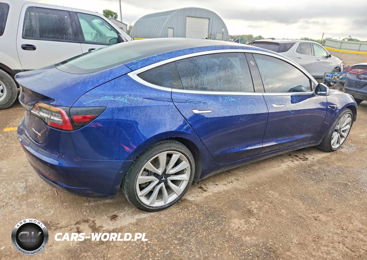 2018 Tesla Model 3 VIN:5YJ3E1EB6JF185477 - 3
