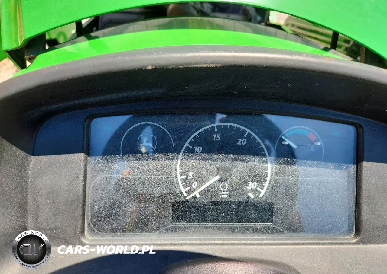 2018 John Deere 300E Tractor VIN:1LV3032EHJJ124130 - 8