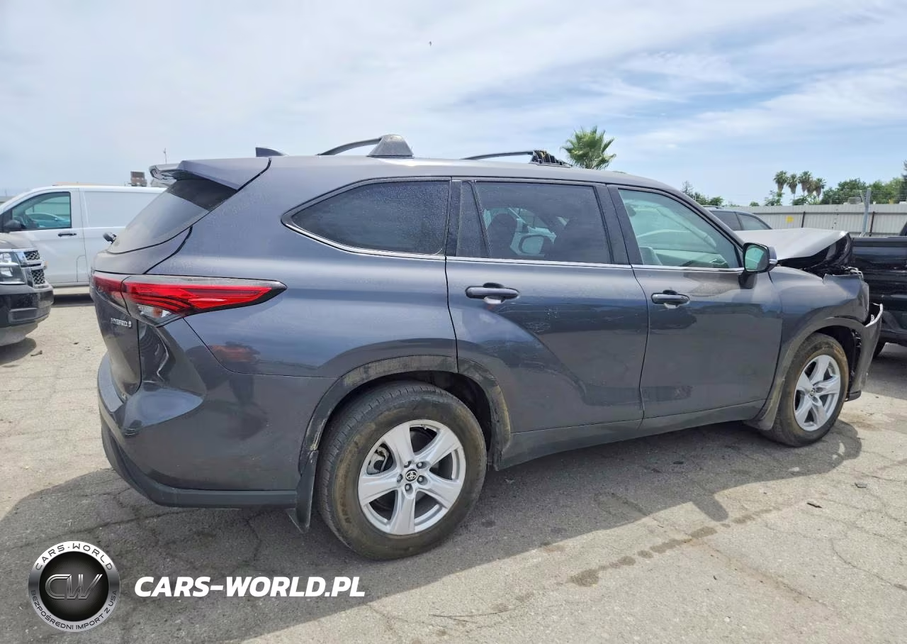 2022 Toyota Highlander Hybrid Le VIN:5TDBBRCH7NS550339 - 3