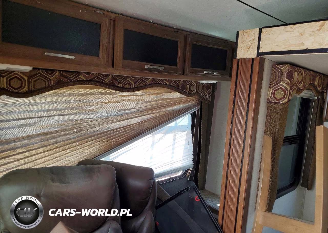 2002 Keystone Cougar Camper VIN:4YDF28024F2507823 - 5