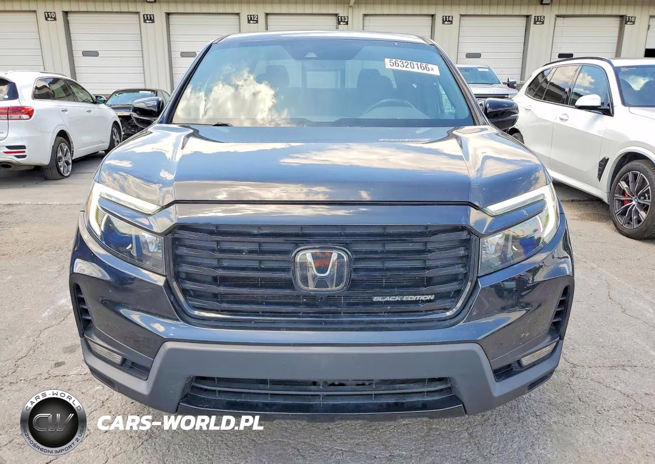 2021 Honda Ridgeline Black Edition VIN:5FPYK3F83MB012458 - 5