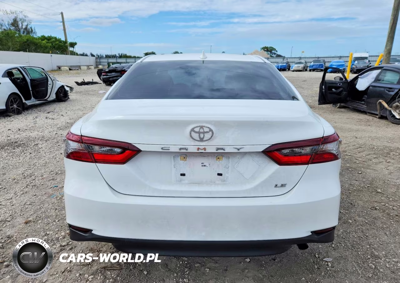 2024 Toyota Camry Le VIN:4T1R11AKXRU252446 - 6
