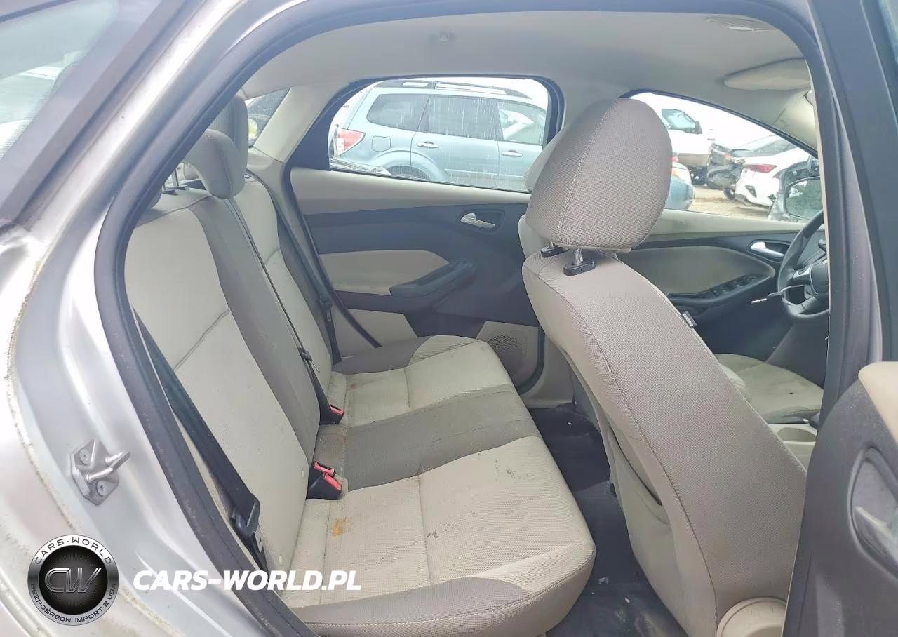 2014 Ford Focus Se VIN:1FADP3F21EL351650 - 10