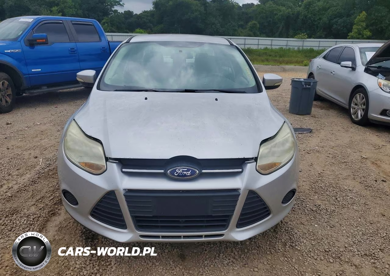 2014 Ford Focus Se VIN:1FADP3F21EL351650 - 5