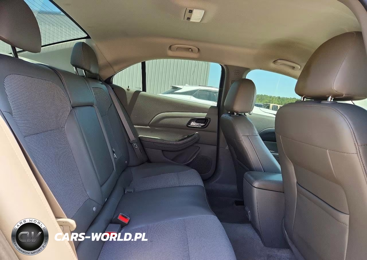 2015 Chevrolet Malibu 2Lt VIN:1G11D5SL7FF300128 - 10