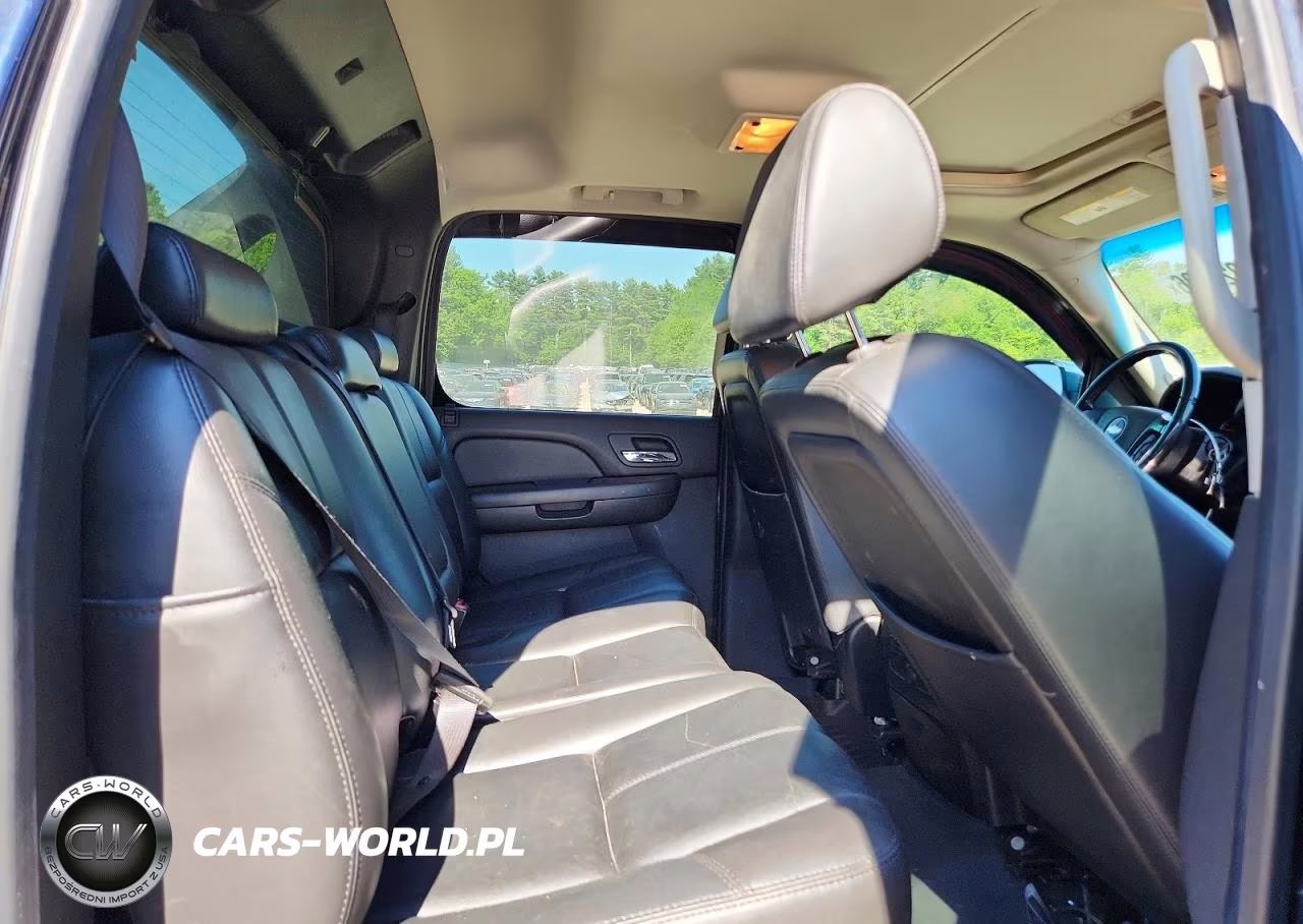 2008 Chevrolet Avalanche K1500 VIN:3GNFK12318G139991 - 10