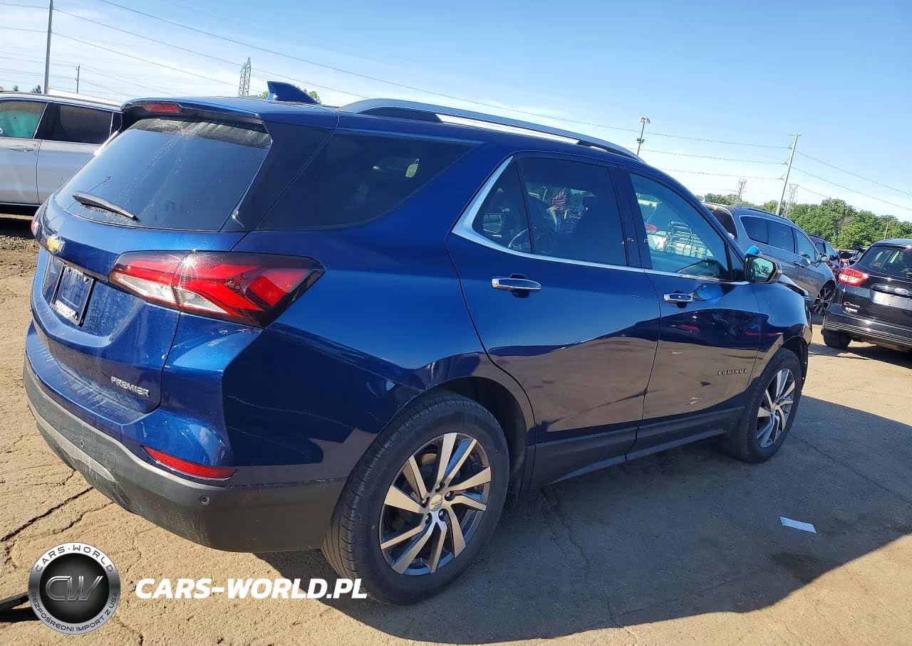 2022 Chevrolet Equinox Premier VIN:2GNAXNEV1N6119943 - 3
