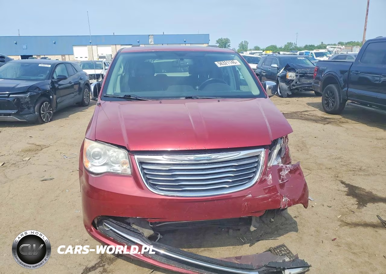2013 Chrysler Town & Country Limited VIN:2C4RC1GG8DR708354 - 5