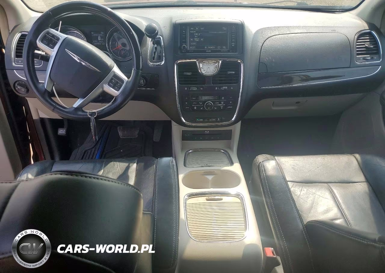 2013 Chrysler Town & Country Limited VIN:2C4RC1GG8DR708354 - 8