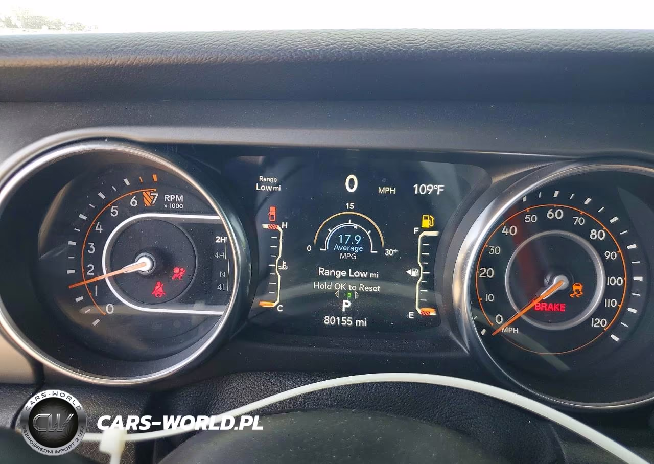 2021 Jeep Gladiator Sport VIN:1C6HJTAGXML573755 - 9