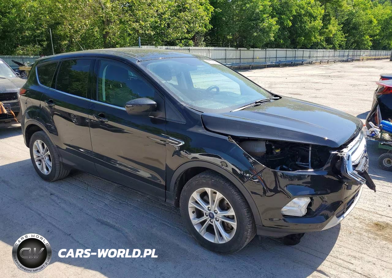 2017 Ford Escape Se VIN:1FMCU9GD7HUC17219 - 4