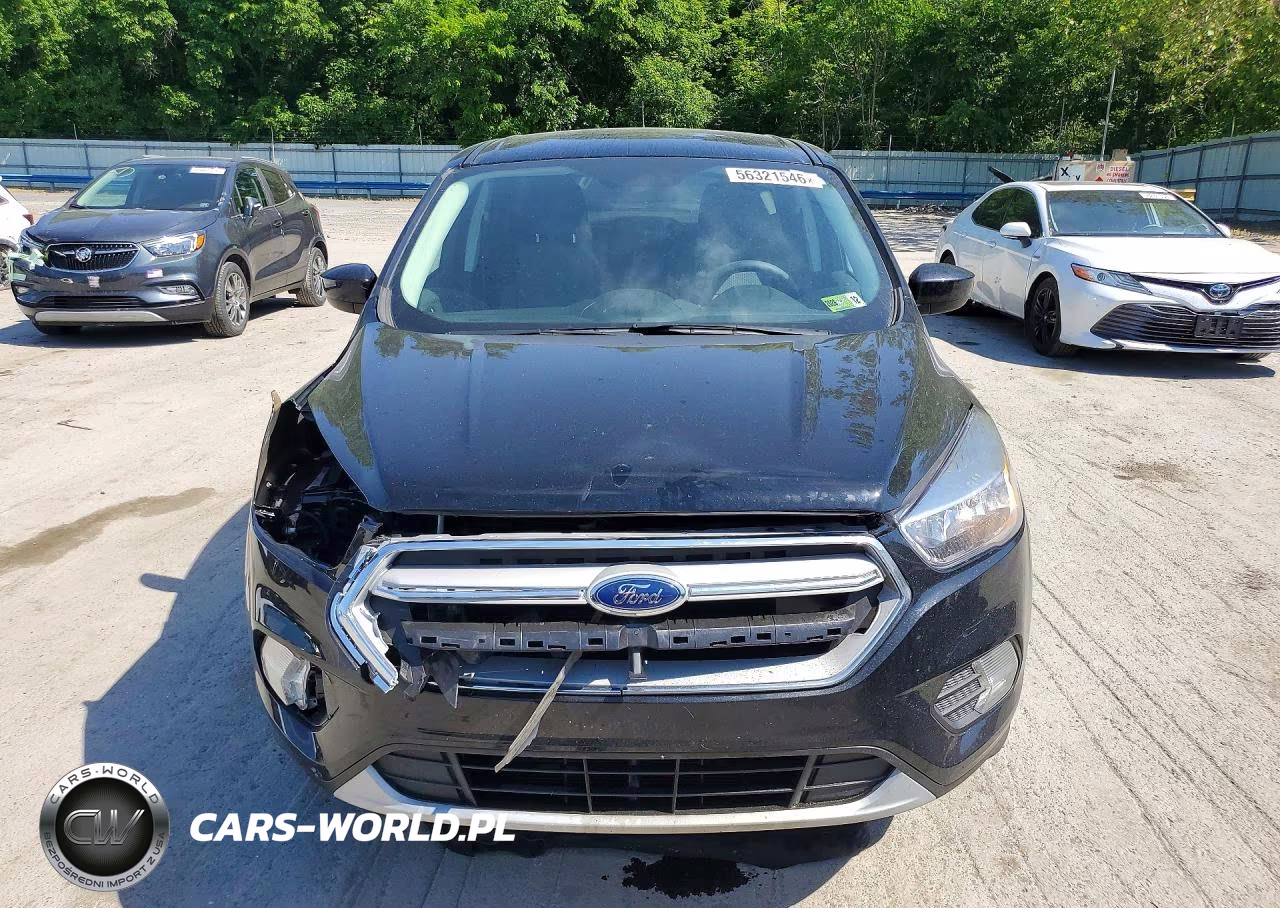 2017 Ford Escape Se VIN:1FMCU9GD7HUC17219 - 5