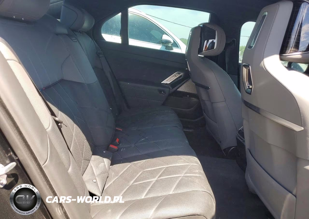 2024 BMW I7 xDrive60 VIN:WBY53EJ07RCP86799 - 10