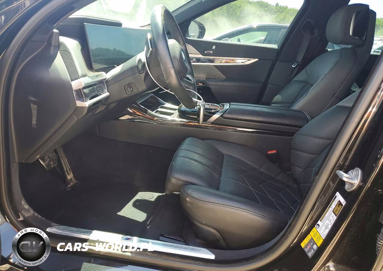 2024 BMW I7 xDrive60 VIN:WBY53EJ07RCP86799 - 7