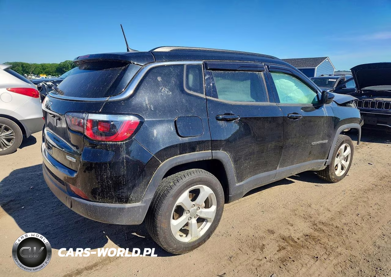 2020 Jeep Compass Latitude VIN:3C4NJDBB4LT147051 - 3