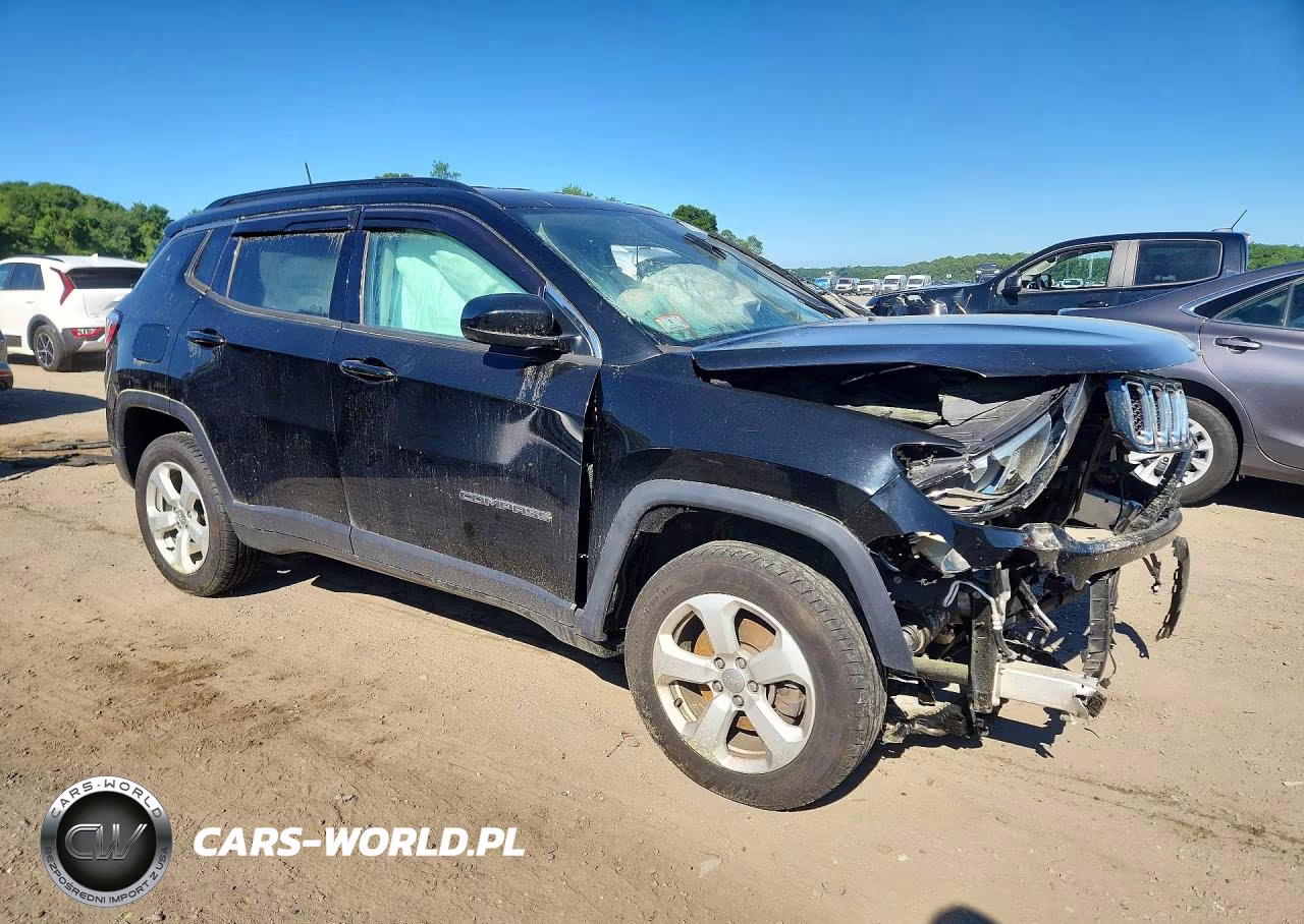 2020 Jeep Compass Latitude VIN:3C4NJDBB4LT147051 - 4