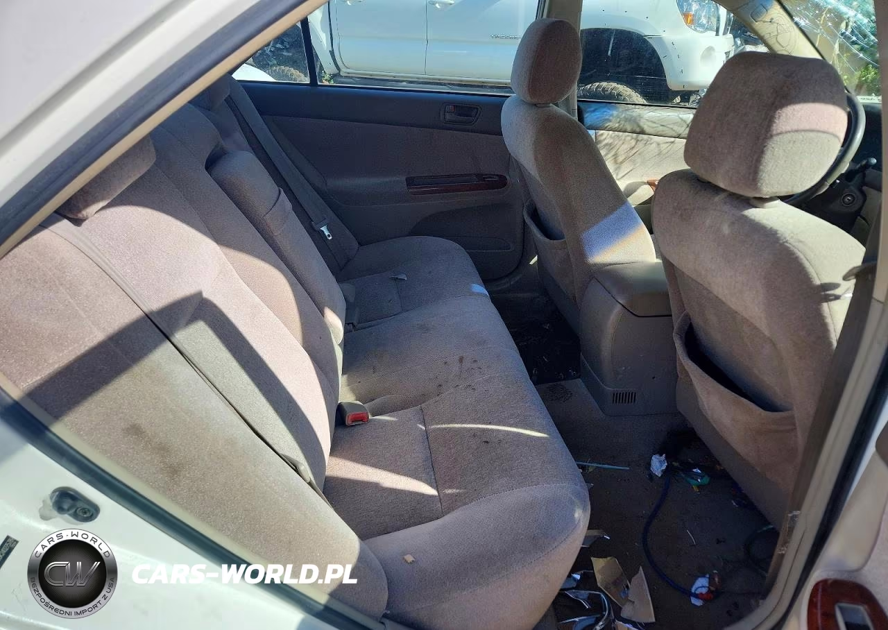 2004 Toyota Camry Standard VIN:JTDBE30K240275789 - 10