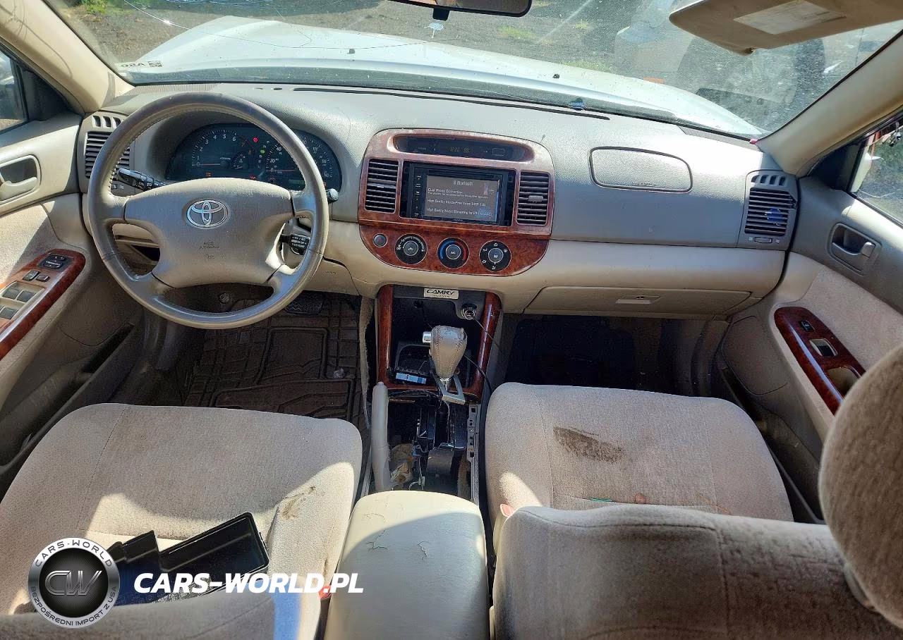 2004 Toyota Camry Standard VIN:JTDBE30K240275789 - 8