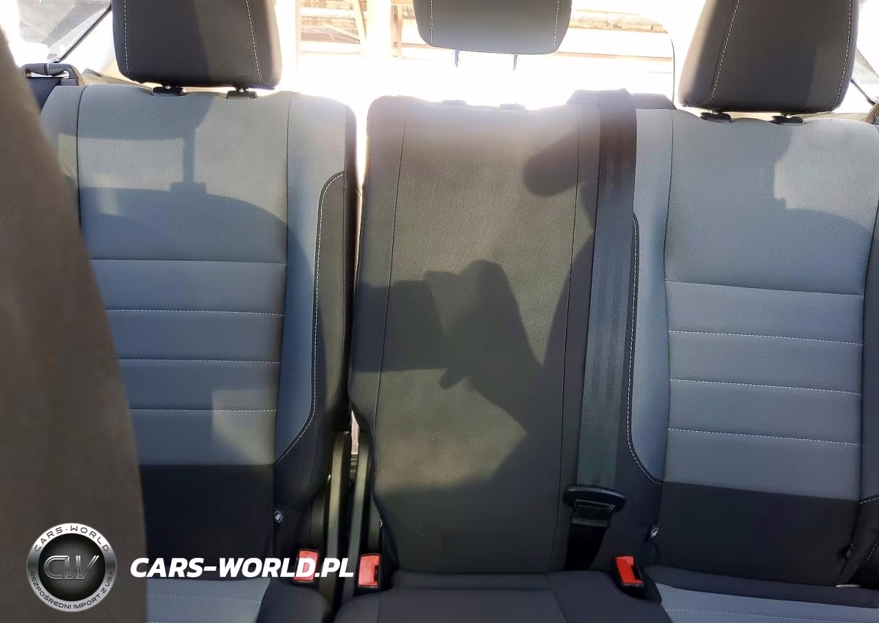 2018 Ford Escape S VIN:1FMCU0F72JUA17068 - 10