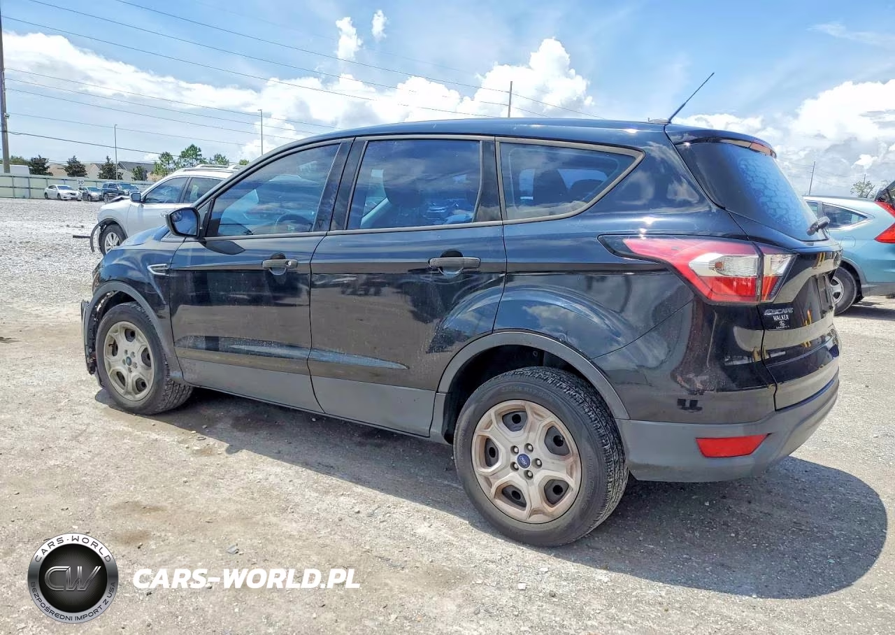 2018 Ford Escape S VIN:1FMCU0F72JUA17068 - 2