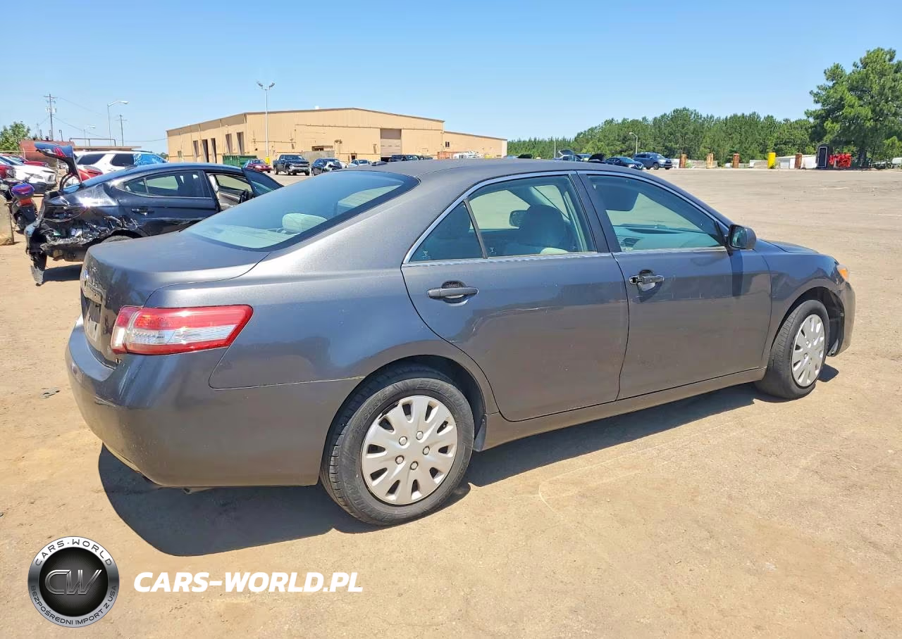 2011 Toyota Camry Le VIN:4T1BF3EK0BU771293 - 3