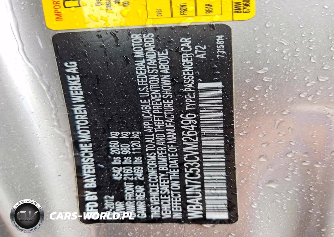 BMW 135I VIN:WBAUN7C53CVM26496 - 12