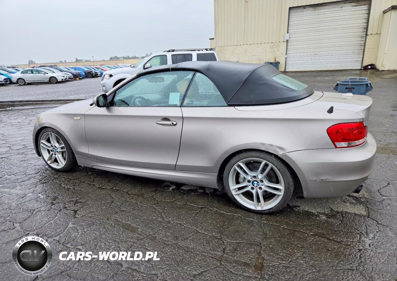 BMW 135I VIN:WBAUN7C53CVM26496 - 2