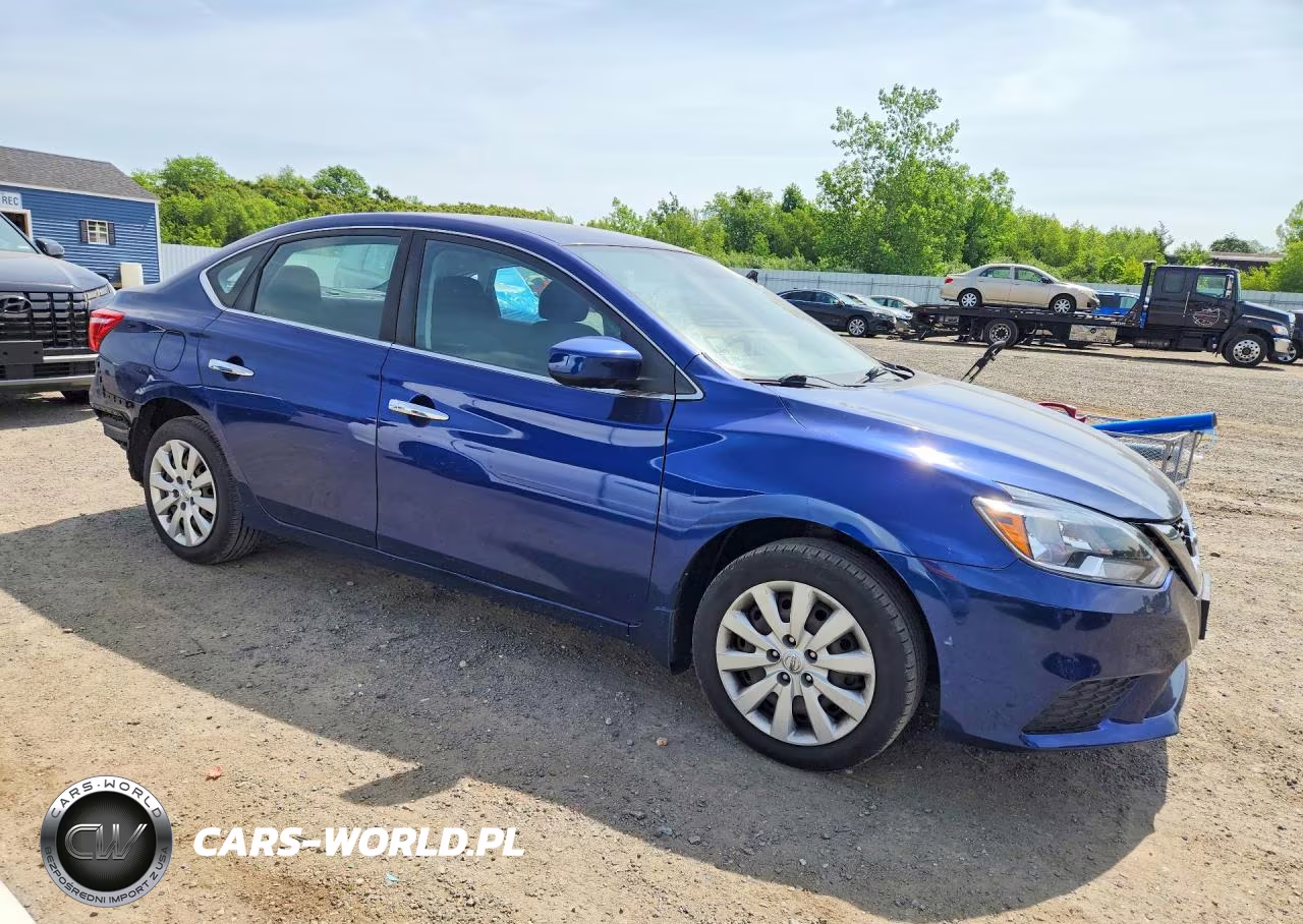 2017 Nissan Sentra S VIN:3N1AB7APXHY247744 - 4