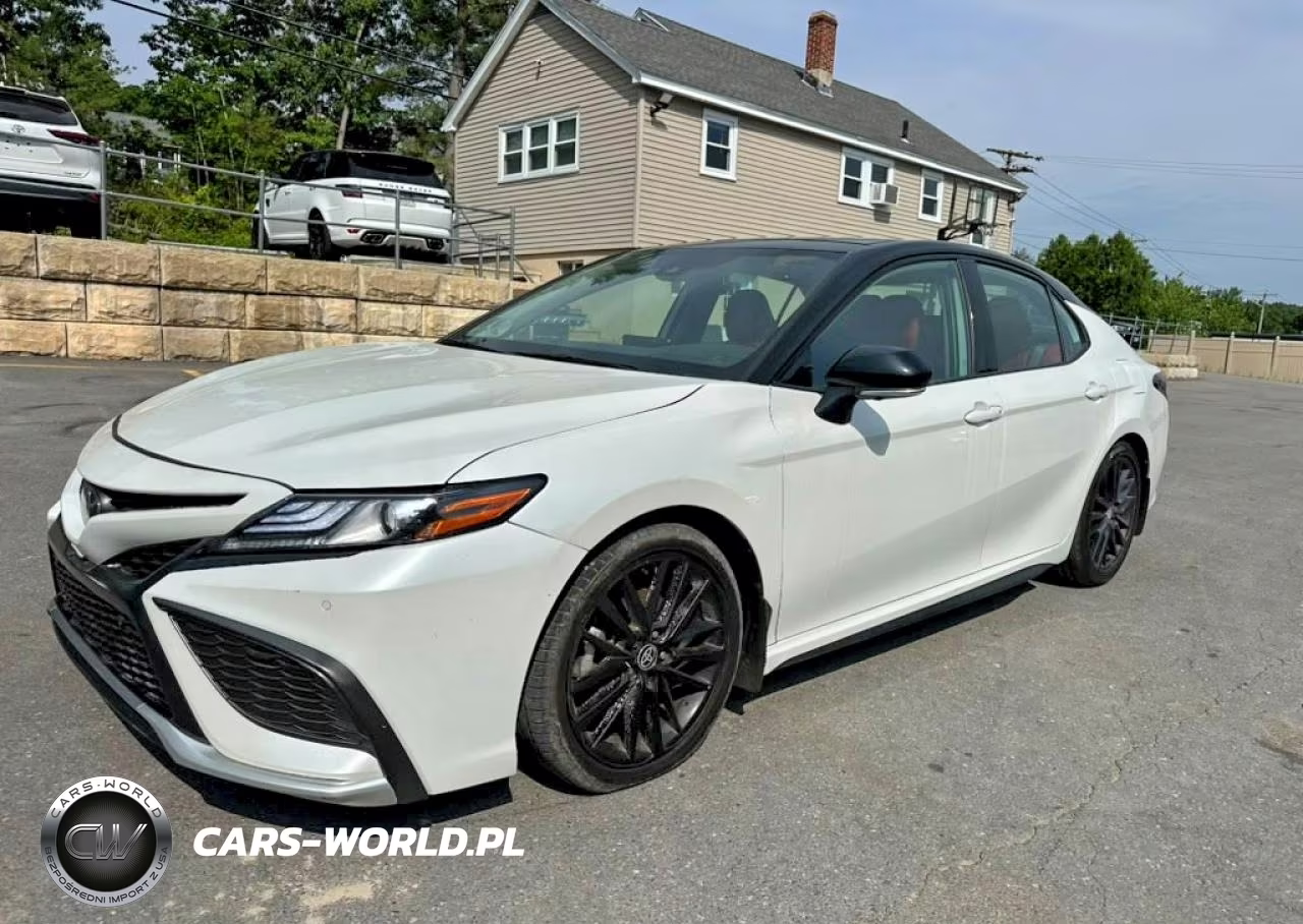 2023 Toyota Camry Xse V6 – zdjęcie 1 z 10