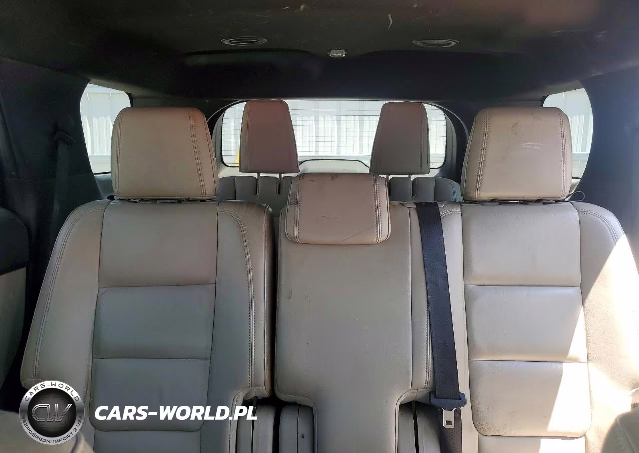 2012 Ford Explorer Xlt VIN:1FMHK8D88CGA19737 - 10