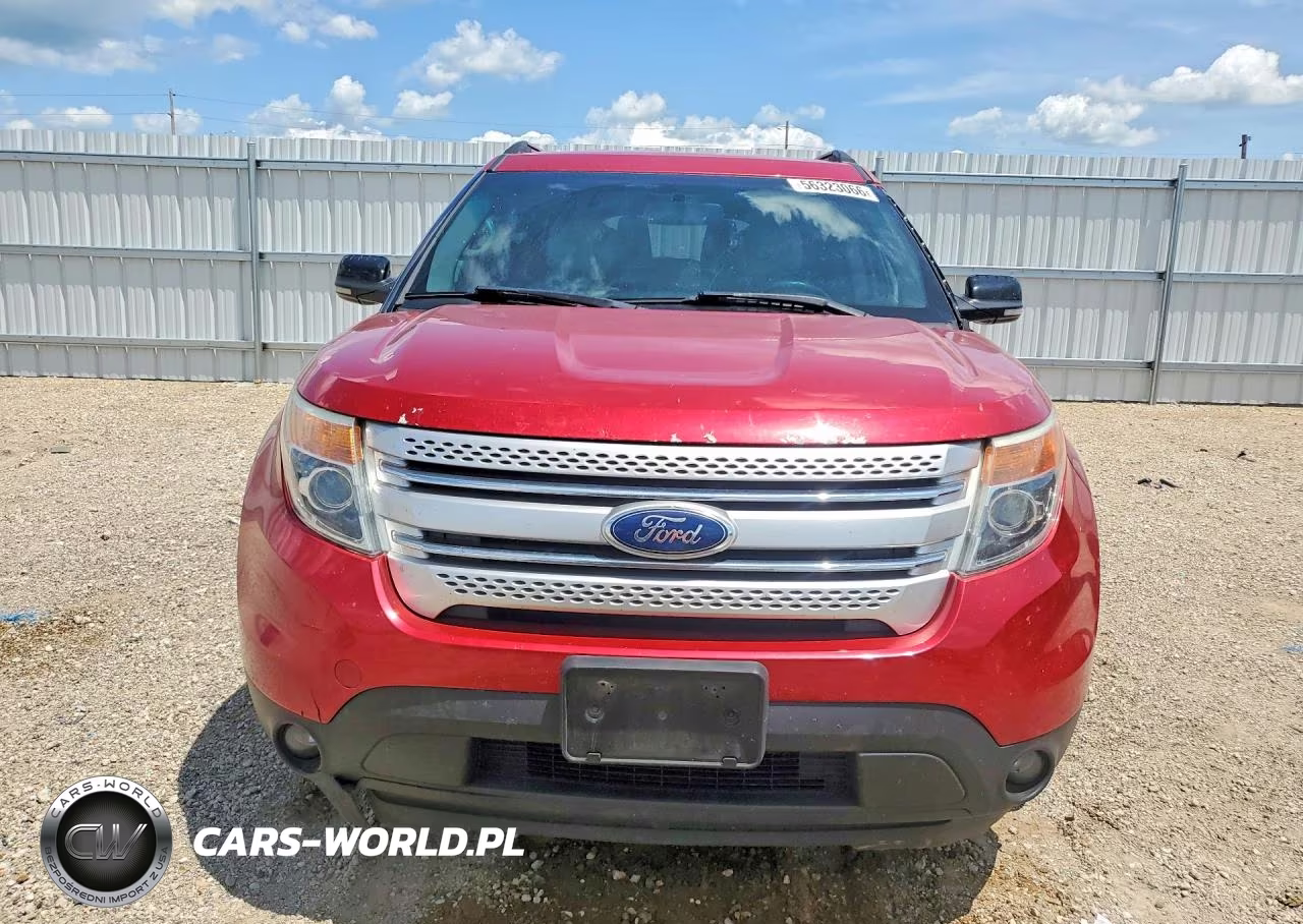 2012 Ford Explorer Xlt VIN:1FMHK8D88CGA19737 - 5
