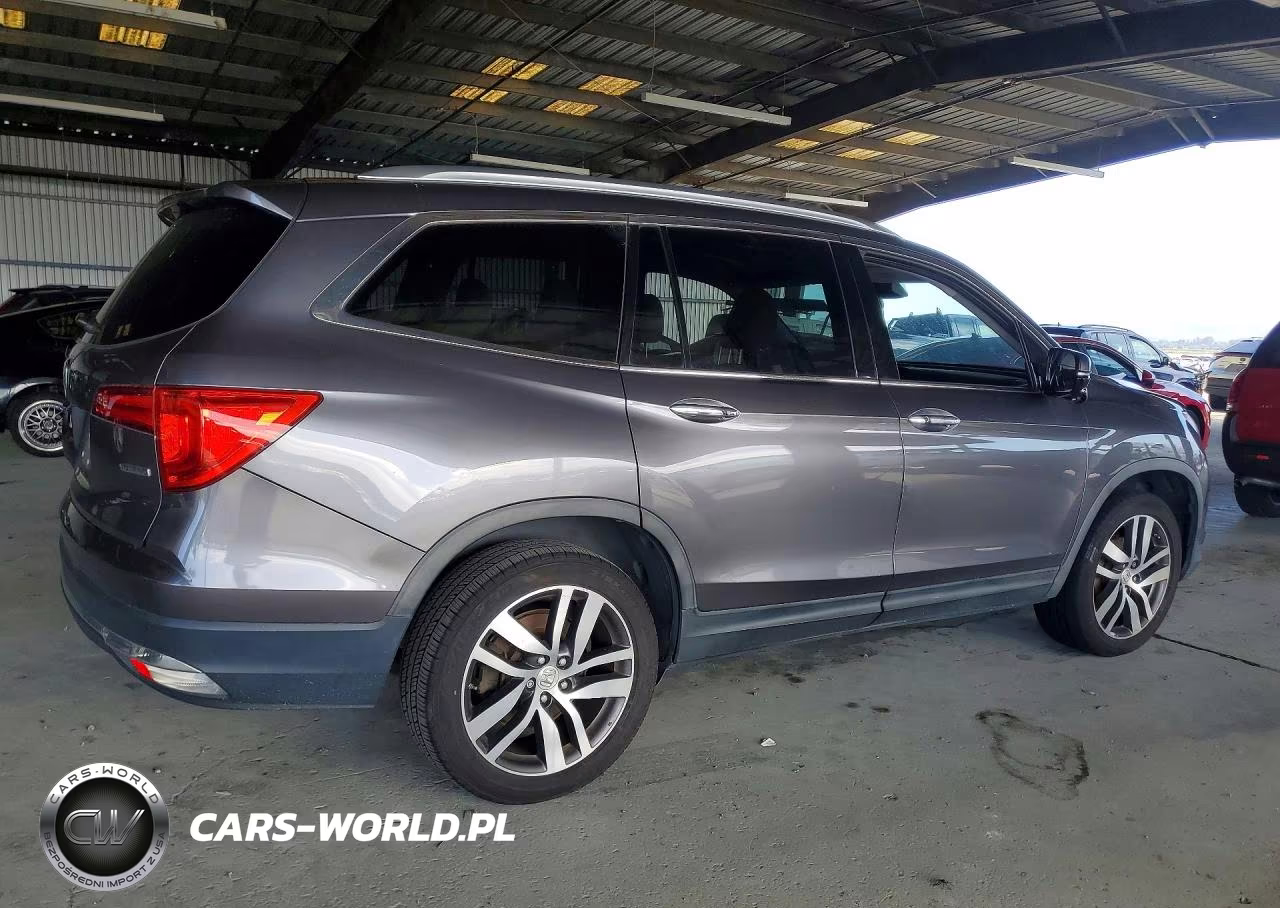 2016 Honda Pilot Touring VIN:5FNYF5H94GB016036 - 3