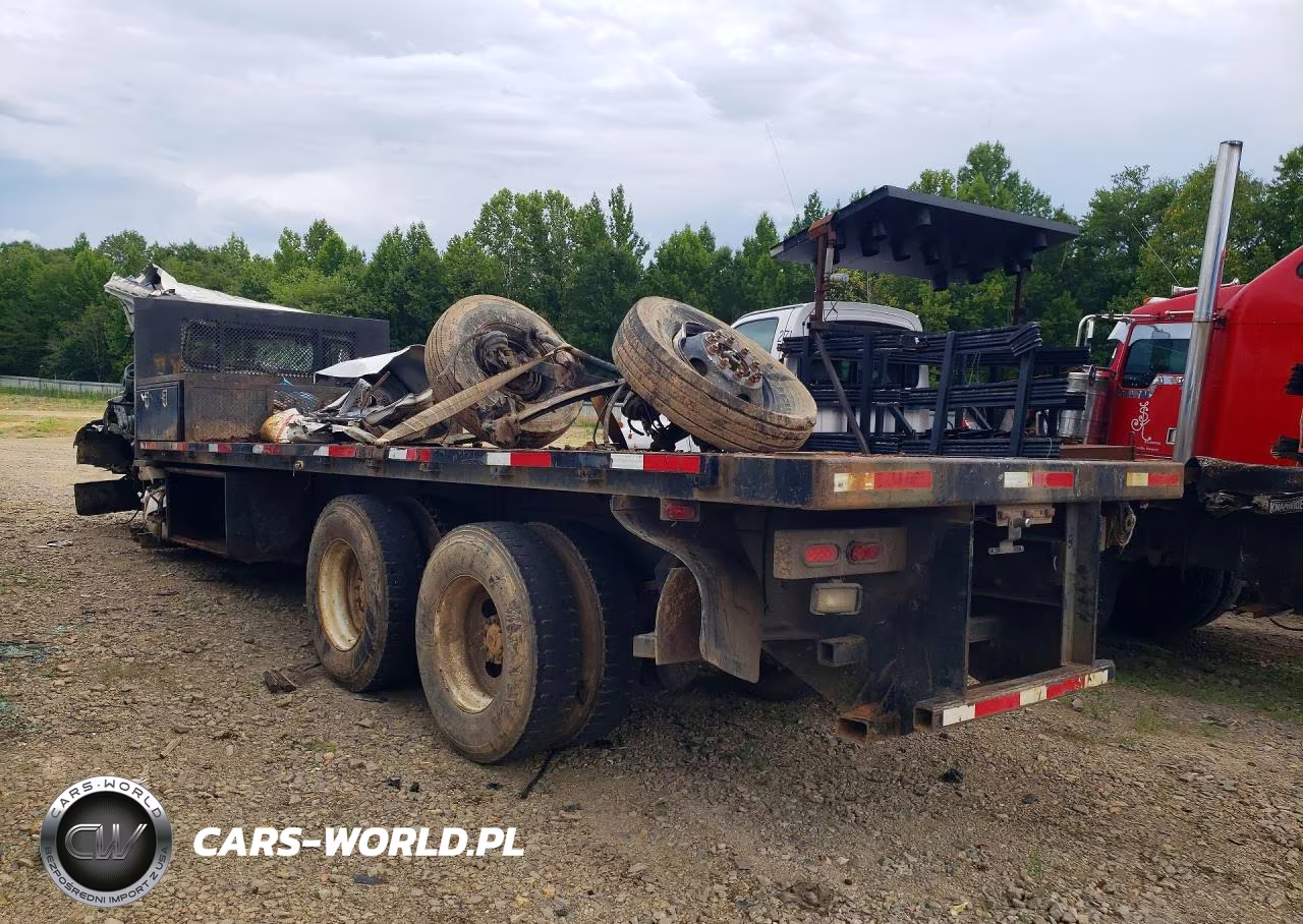 2002 Freightliner Business Class M2 Flatbed Truck VIN:1FVHCYDC75HU43160 - 2